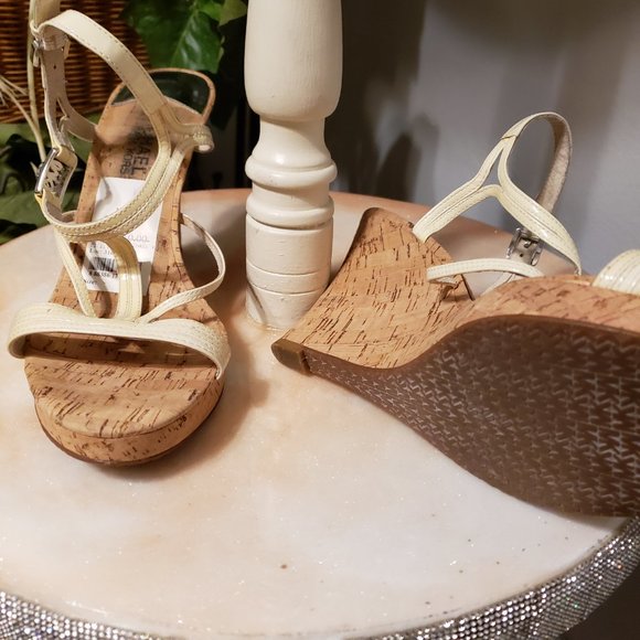 Michael Kors Cicely Wedge Sandal - Picture 7 of 9